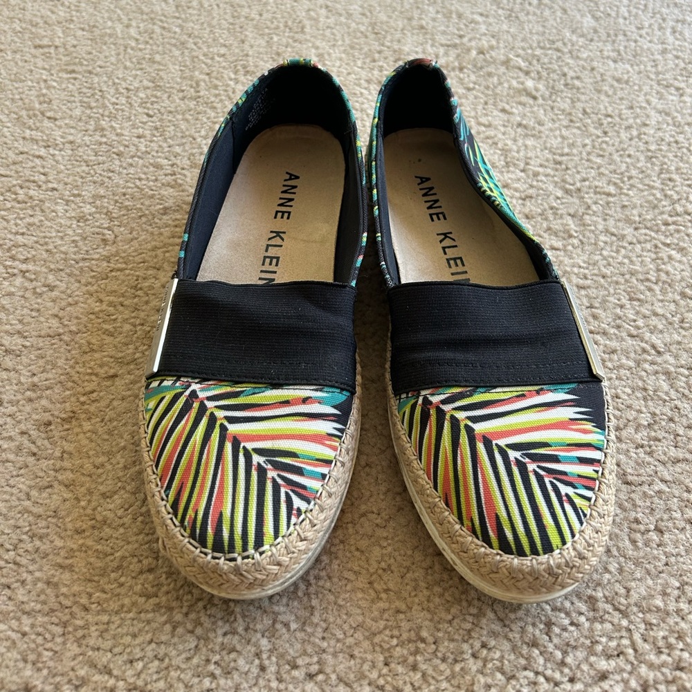 Anne Klein Slip on shoes
